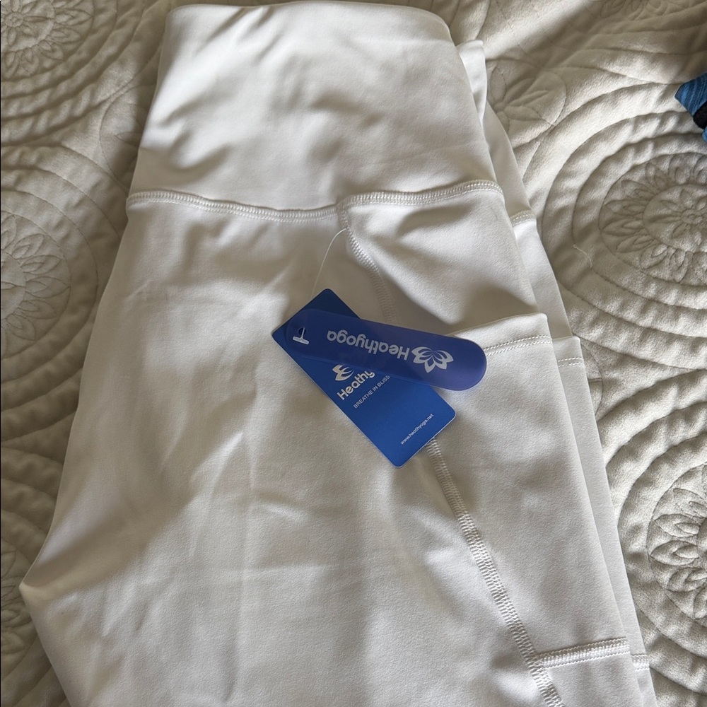 White High-Waisted Leggings
